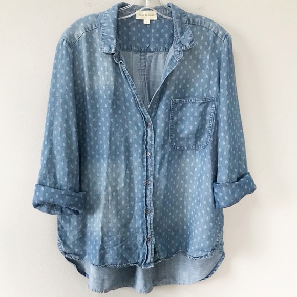Anthropologie Tops - Anthropologie | Cloth & Stone Chambray Dot Shirt L
